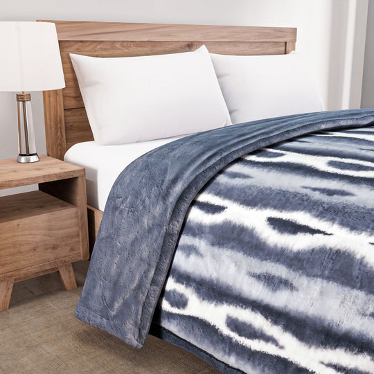 Serenity Night - Luxury Collection: superweiches Kunstkaninchenfell, extragroß 200 x 230 cm, 5,5 Kg, Doppelschicht aus Mikroflanell, Blau