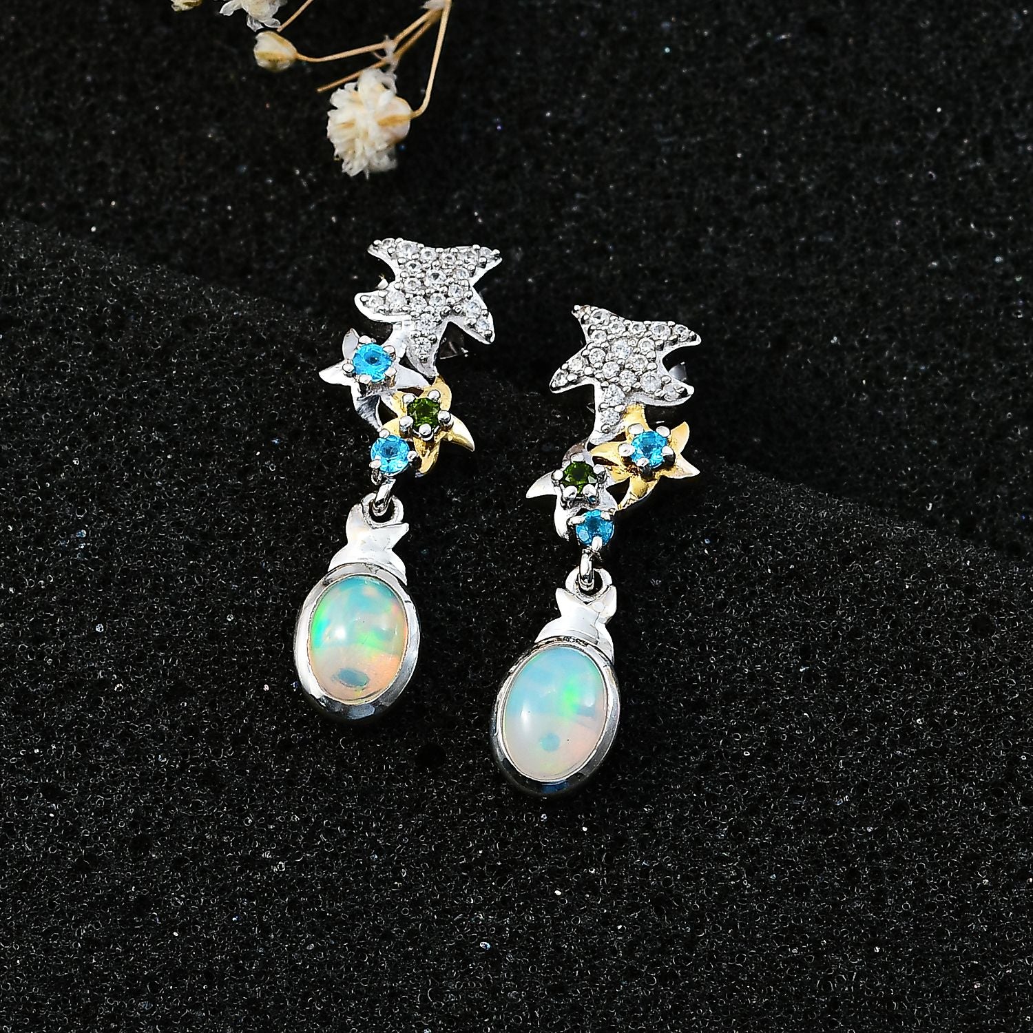 GP Celestial Kollektion - AA Natürlicher, äthiopischer Welo Opal, Neon Apatit Ohrringe Messing Rhodiniert und 750 Gelbgold Vermeil ca. 1.56 ct