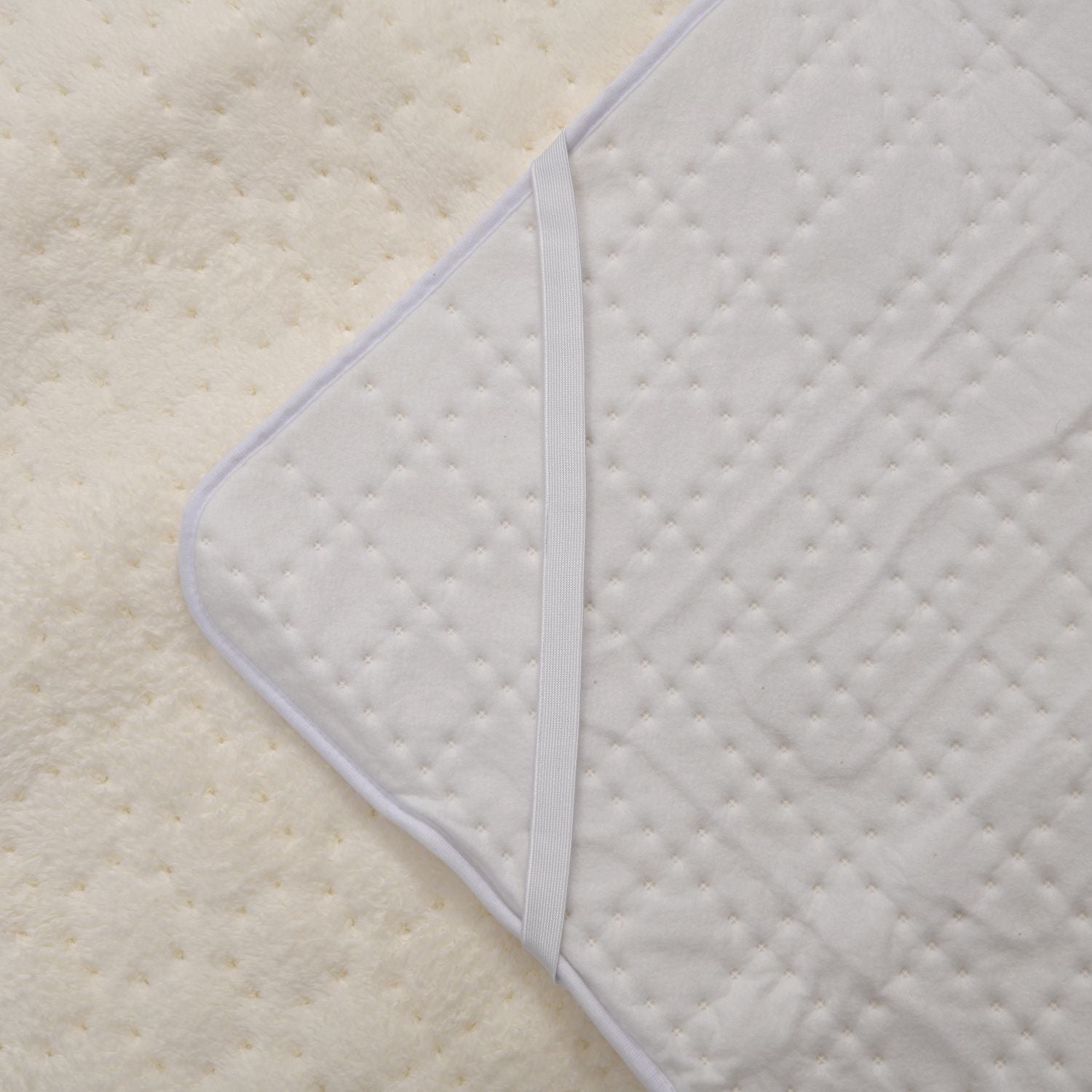 Elektrische Unterdecke, 160x160cm - 280 GSM Fleece-Oberseite und 400 GSM Unterseite, geeignet für 230 V Steckdosen, mit automatischem Timer, weiß