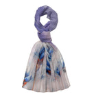 Lila-blaues Blumenmuster