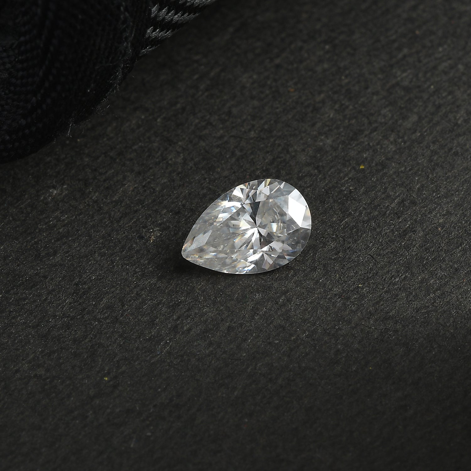 Moissanite Pear 9x6 Faceted Cut 1A 1.30 Ct
