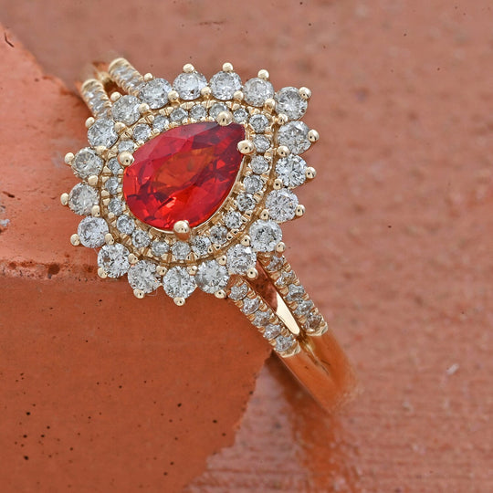 LUXORO AAA Roter Saphir, Weißer Diamant AGI zertifiziert und geprüft Ring 585 Gelb Gold (Größe 19.00) ca. 1.35 ct