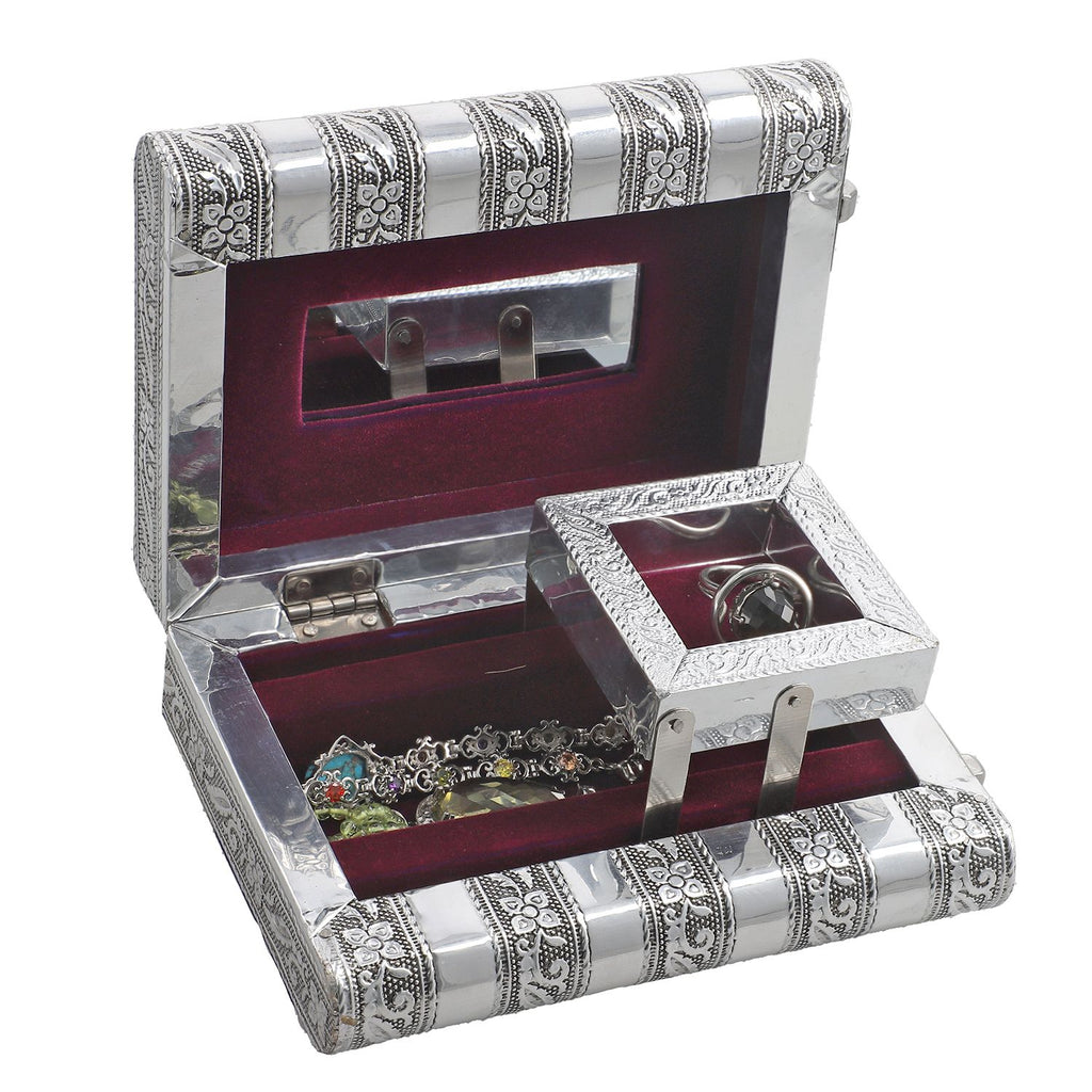 Handgefertigtes, Aluminium-Schmuckkästchen, silber, Adlerprägung