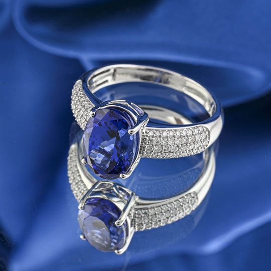 Rhapsody AAAA Tansanit, Weißer Diamant VS-EF Ring, AGI zertifiziert und geprüft, 950 Platin (Größe 18.00) ca. 4,85 ct