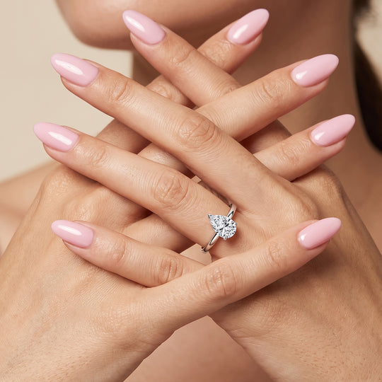 LUXURIANT SGL zertifizierter VS-EF Labor Tropfenschliff Diamant Solitär Ring in 950 Platin - 2 ct.