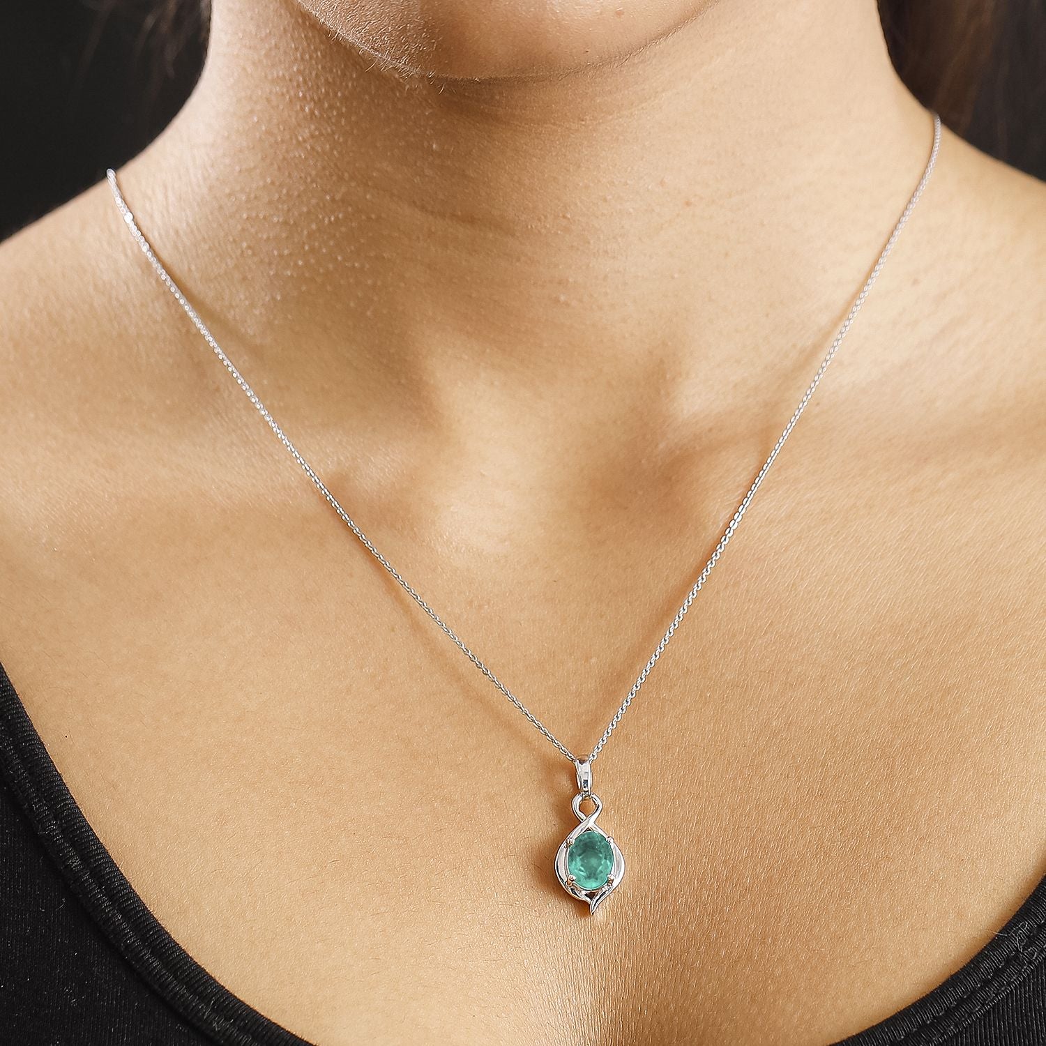 Smaragd-Quarz Triplette Anhänger 925 Silber platiniert ca. 2,03 ct.