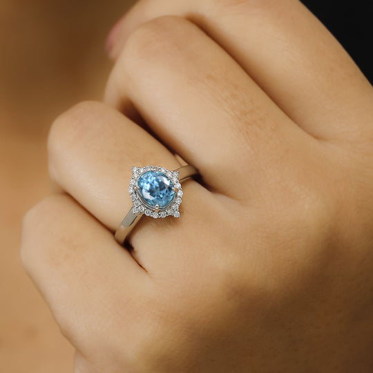 RHAPSODY AAAA Ratnakiri Blauer Zirkon, Weißer Diamant Ring 950 Platin (Größe 17.00) ca. 3.94 ct