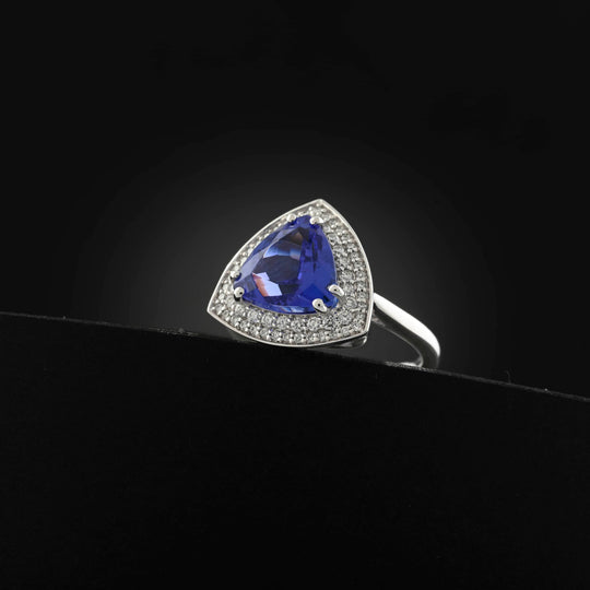 RHAPSODY AAAA Tansanit, Weißer Diamant Ring 950 Platin (Größe 19.00) ca. 3,51 ct