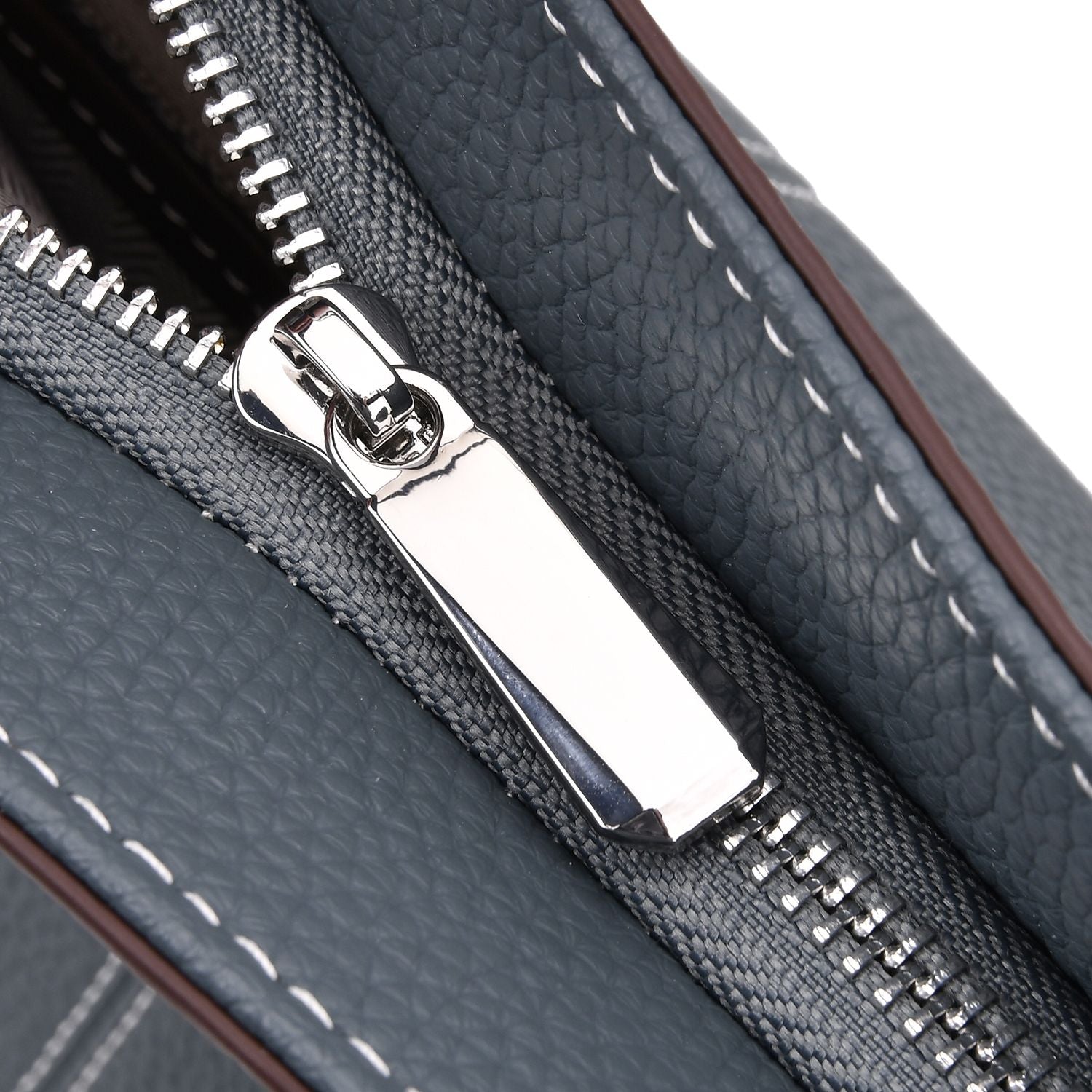 Blaugrün
