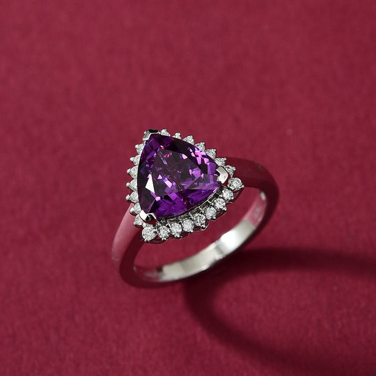AAA Lab Grown Lila Saphir, Lab Grown Diamant AGI zertifiziert Ring 417 Gold (Größe 18.00) ca. 3.87 ct