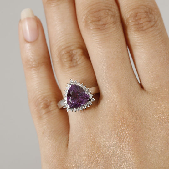 AAA Lab Grown Lila Saphir, Lab Grown Diamant AGI zertifiziert Ring 417 Gold (Größe 18.00) ca. 3.87 ct