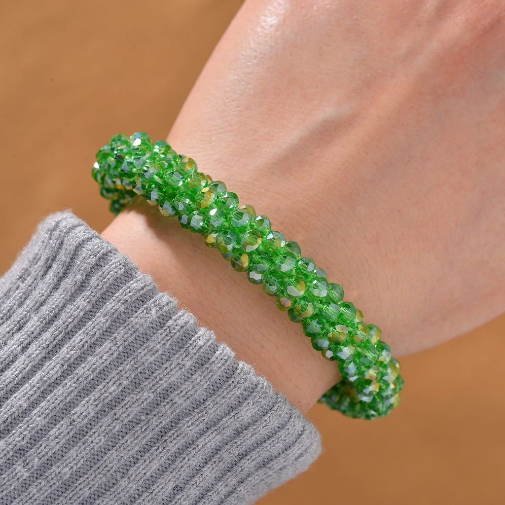 Grüne Magie Farbe Kristall Armband, flexibel (ca. 18 - 19 cm)