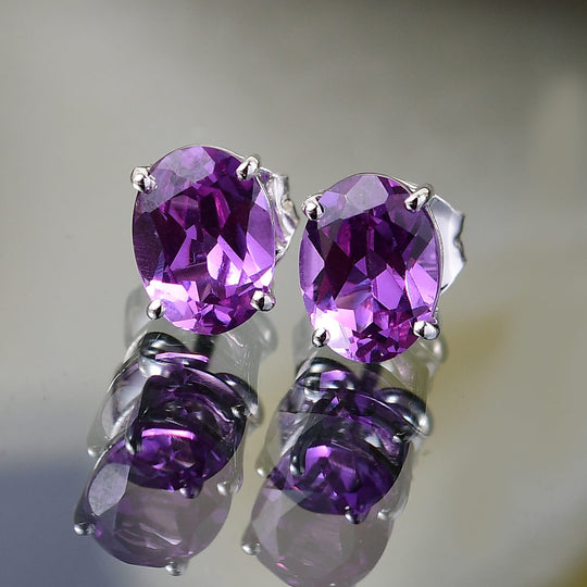 LUXURIANT zertifizierte und geprüfte AAA Labor lila Saphir Solitär Ohrringe in 417 Weißgold - 2,88 ct.