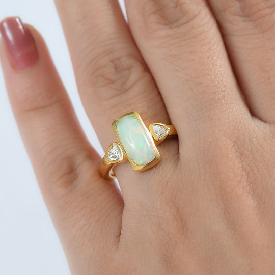 AA Natürlicher, äthiopischer Welo Opal, Moissanit Ring 925 Silber 750 Gelbgold Vermeil (Größe 21.00) ca. 1,76 ct