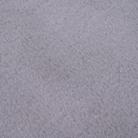Serenity Night - Kunstfell-Teppich mit Schaumstoffbasis, Wolkenform, 100x180 cm, Silbergrau