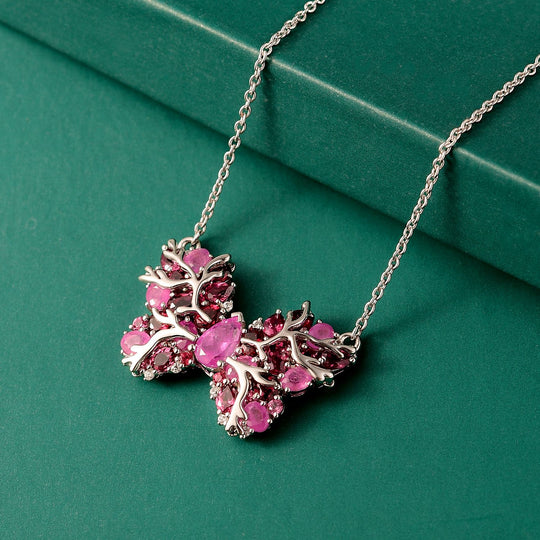 GP Trionfo Kollektion - Ilakaka Rosa Saphir (Fissure gefüllt), Lotus Granat Halskette ca. 45 cm 925 Silber rhodiniert ca. 7.36 ct
