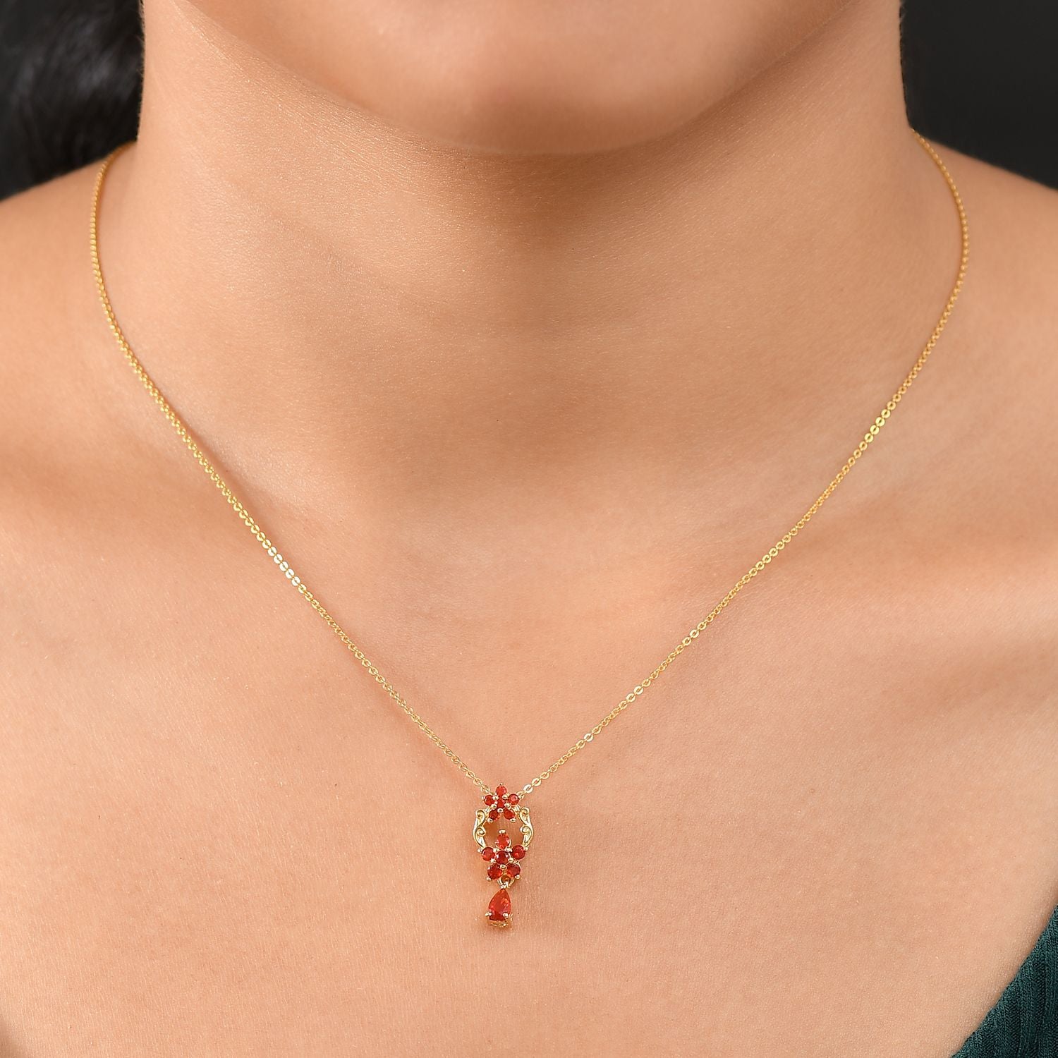 Djoy AA Mexikanischer Kirschfeuer-Opal Anhänger 925 Silber 750 Gelb Vergoldet ca. 0,38 ct.