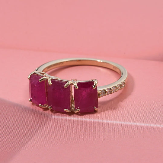 AAA Natürlicher burmesischer Rubin, Weißer Diamant Ring 375 Gold (Größe 19.00) ca. 3.44 ct