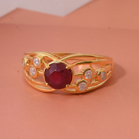 Afrikanischer Rubin (Fissure gefüllt), Moissanit Ring 925 Silber Gelbgold Vermeil (Größe 18.00) ca. 1,56 ct