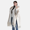LA MAREY Poncho aus Webpelz mit Fransen und Fleecefutter, Einheitsgröße, Beige