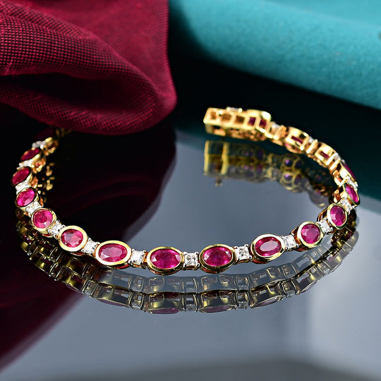 Königlicher Glamour- D'Joy Afrikanischer Rubin (Fissure gefüllt), Moissanit Armband ca. 19 cm 925 Silber Rhodiniert und 750 Gelbgold Vermeil ca. 13.41 ct