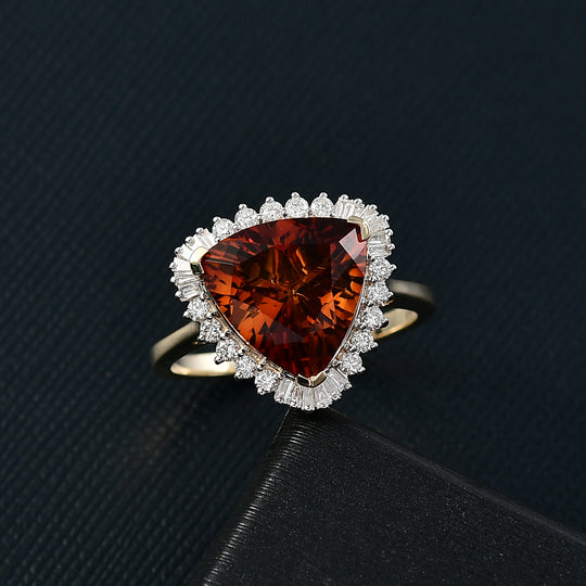 LUXURIANT  (10-16 Werktage Lieferzeit)  5,31 ct. AAA Madeira Citrin und Labor Diamant Ring in 417 Gold