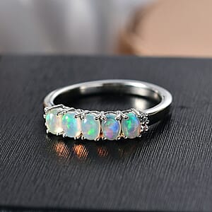 D'Joy Natürlicher, äthiopischer Welo Opal, Weißer Zirkon Ring 925 Silber Rhodiniert (Größe 18.00) ca. 1,31 ct