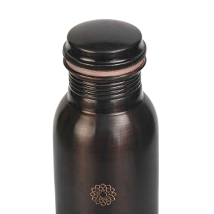 2er-Set - LIVMORE Kupfer-Trinkflasche mit 7-Chakra-Gravur (ca. 900 ml) und Armband mit Chakra-Perlen aus Edelsteinen - Mehrfarbig