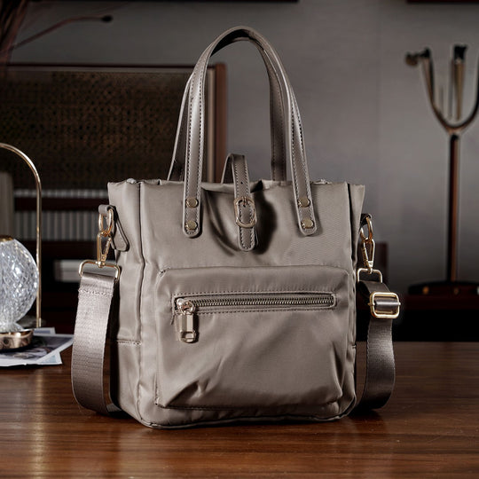 Urban Nylon Crossbody Tasche, 3 Außenfächer und 2 Innenfächer, 22 x 23 x 9 cm, Taupe