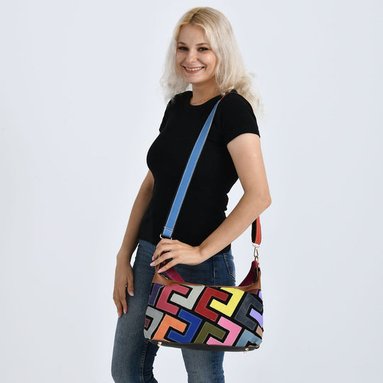 Chaos by Elsie Echtleder Crossbody mit RFID, Matt geprägtes Multicolor Design, 32 x 12.5 x 22 cm, Mehrfarbig
