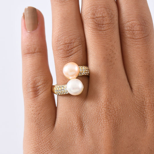 EverTrue weiße Süßwasser Perle (7,5-8 mm) und Pfirsich Süßwasser Perle (7,5-8mm) Ring, Messing mit Gelbgold E-Beschichtung