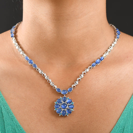 D'Joy Aurora Mondstein Halskette ca. 45 cm 925 Silber rhodiniert ca. 19,68 ct.