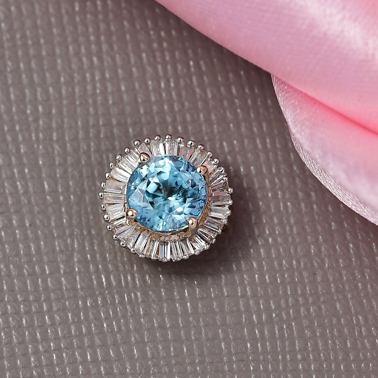 AAA Blauer Zirkon, Weißer Diamant Anhänger 585 Gold ca. 1,59 ct.