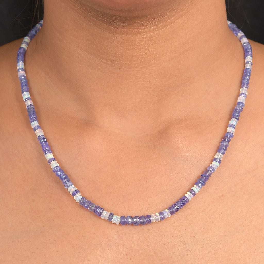 D'Joy Tansanit, Natürlicher, äthiopischer Welo Opal Halskette ca. 45 cm 925 Silber rhodiniert ca. 55,00 ct.