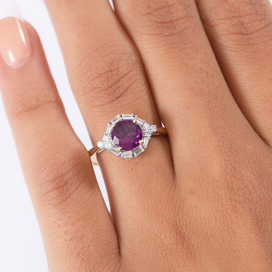 LUXURIANT  (10-16 Werktage Lieferzeit)  1,54 ct. AAA Radiant Ember Granat und Labor Diamant Ring in 417 Gold