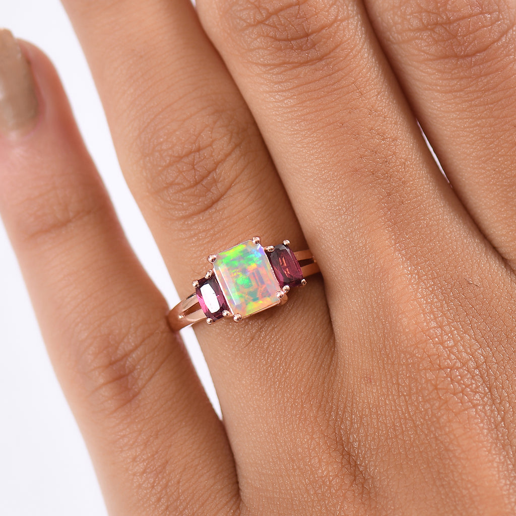 D'Joy AA Natürlicher, äthiopischer Welo Opal, Natürlicher Rhodolith Granat Ring 925 Silber rosévergoldet (Größe 16.00) ca. 1.76 ct