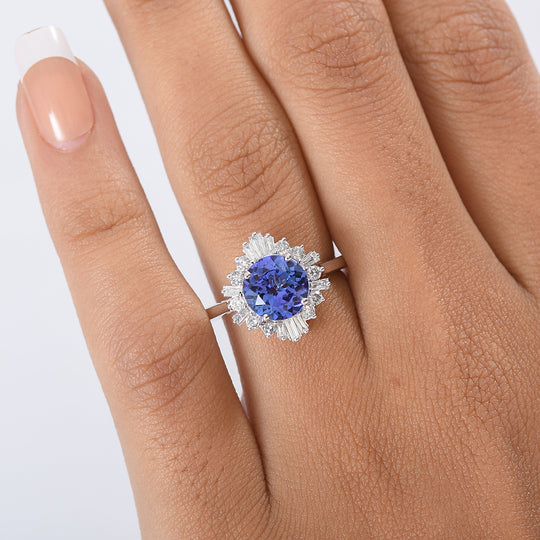 LUXURIANT  (10-16 Werktage Lieferzeit)  2,51 ct. AA Tansanit und Labor Diamant Ring in 417 Weißgold