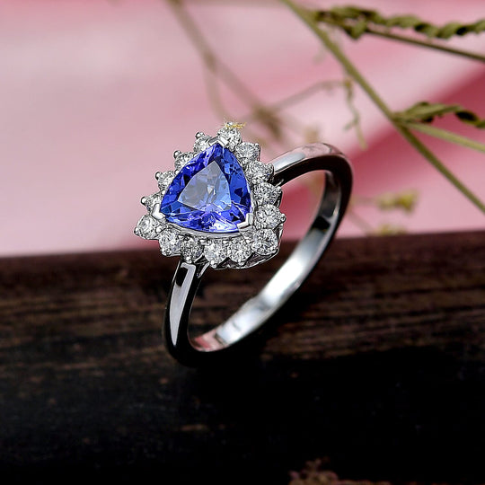 Luxuriant - AAA Tansanit, Lab Grown Diamant AGI zertifiziert Ring 417 Gold (Größe 18.00) ca. 1.53 ct