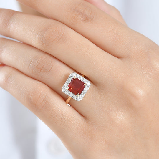 LUXURIANT  (10-16 Werktage Lieferzeit)  2,43 ct. AAA Feueropal und Labor Diamant Ring in 417 Gold