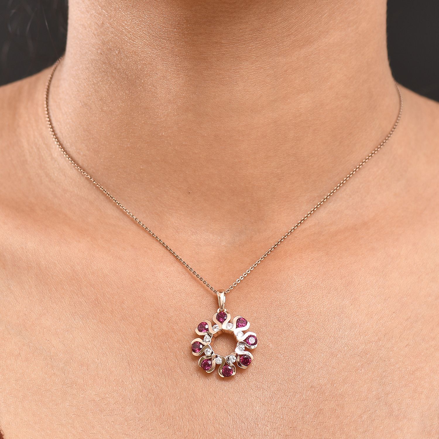 D'Joy Aura der Kaiserin Natürlicher Rhodolith Granat, Weißer Zirkon Anhänger 925 Silber 750 rosévergoldet ca. 2.56 ct