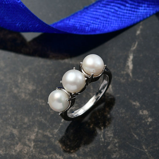 EverTrue weißer Süßwasser Perle (6-6,5mm) Trilogie-Ring, Messing mit Gelbgold E-Beschichtung