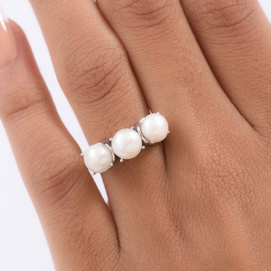 EverTrue weißer Süßwasser Perle (6-6,5mm) Trilogie-Ring, Messing mit Gelbgold E-Beschichtung