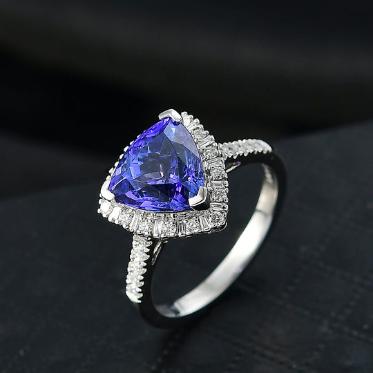 Rhapsody AAAA Tansanit, Weißer Diamant AGI zertifiziert Ring 950 Platin (Größe 17.00) ca. 3.62 ct