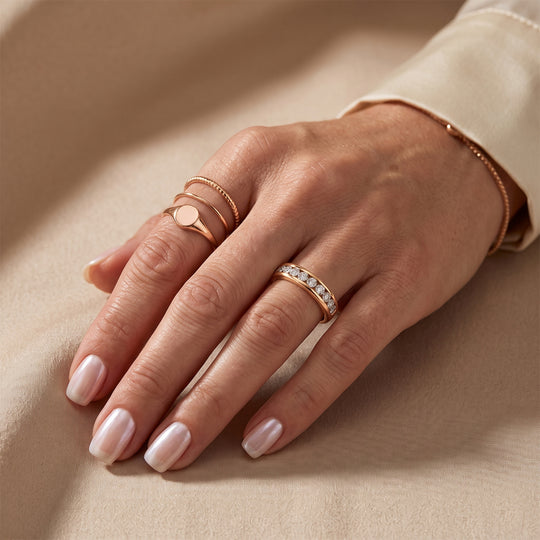 D'Joy Half Eternity Ring mit Diamantakzenten, 925 Silber platiniert