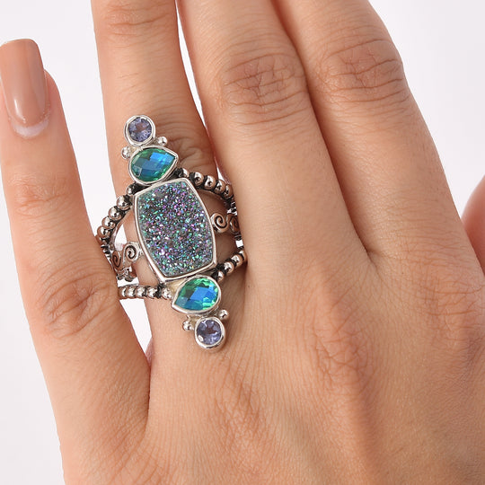 Sajen Silber - Drusy, Pfau Quarz Triplette, Iolit Ring 925 Silber rhodiniert (Größe 20.00) ca. 6.20 ct