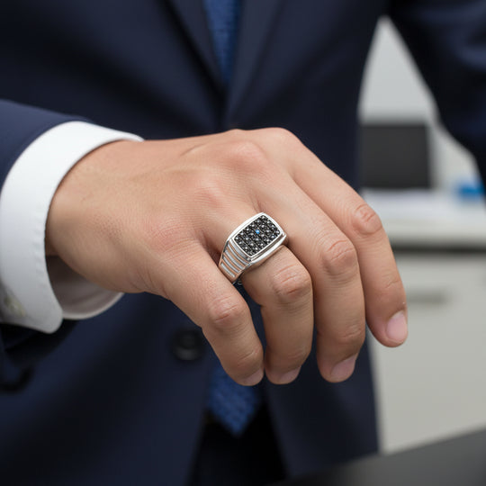 EVER TRUE Blauer Diamant Ring Nickelfreies Messing   (Größe 19.00)