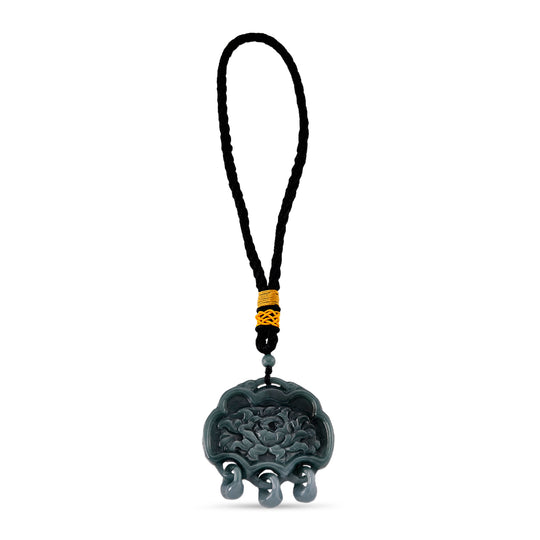 Olmeken-Jadeit Typ A Hängedekoration mit Phoenix- und Pfingstrosen-Doppelmotiv, 55mm - 295 ct.