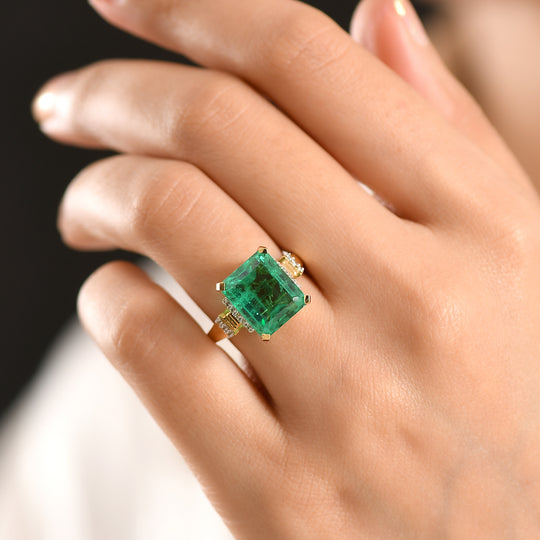 D'Joy - Königliche Kontur Smaragd-Quarz Triplette, Weißer Zirkon Ring 925 Silber 750 Gelbgold Vermeil (Größe 17.00) ca. 7.18 ct