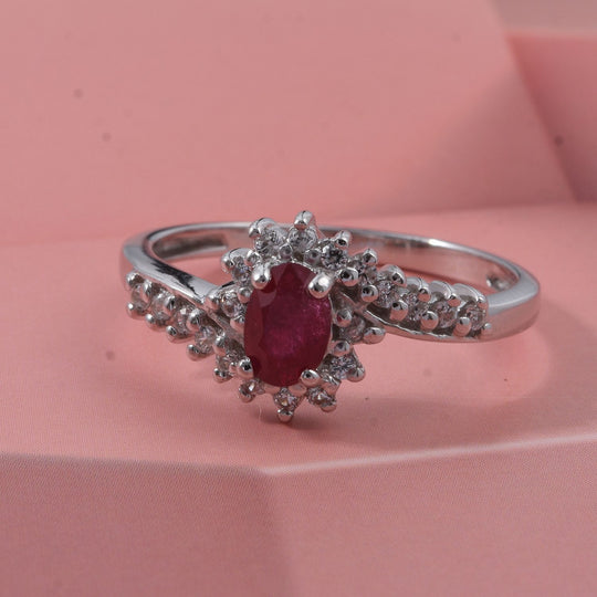 D'Joy Afrikanischer Rubin (Fissure gefüllt), Weißer Zirkon Ring 925 Silber rhodiniert (Größe 19.00) ca. 1,31 ct