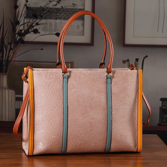 City-Shopper im Colourblock-Design aus Kunstleder mit Schulterriemen und Reißverschlussfächern, ca. 42 x 14 x 30 cm, Braun